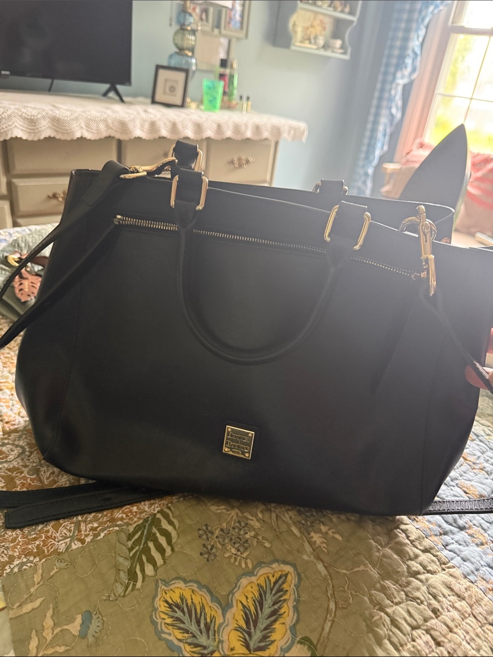Dooney and Bourke Leather Tote Handbag with Gold Hardware